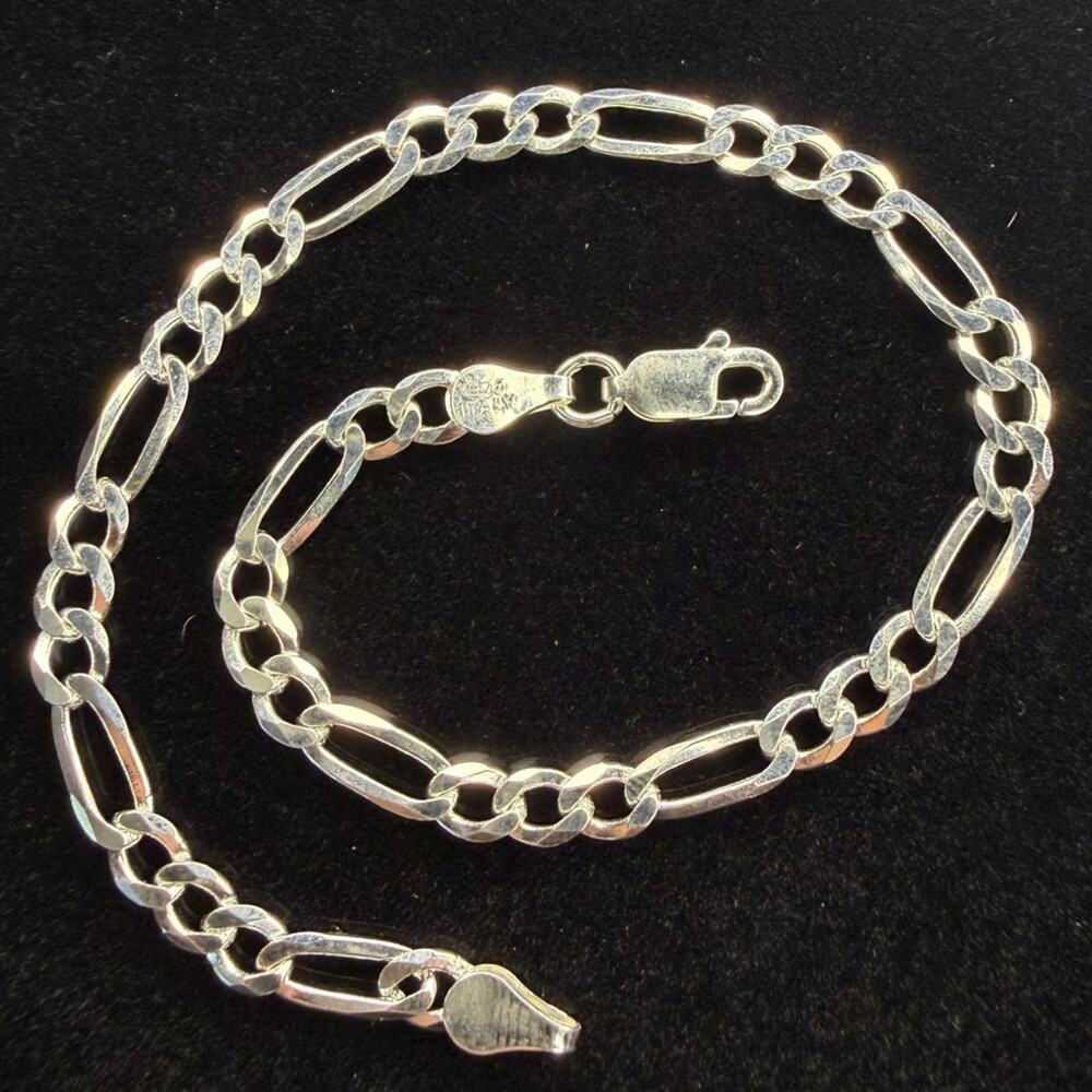 Solid 925 Italian Sterling Silver Figaro Bracelet 8" Long 4.5 Millimeter - Picture 2 of 7